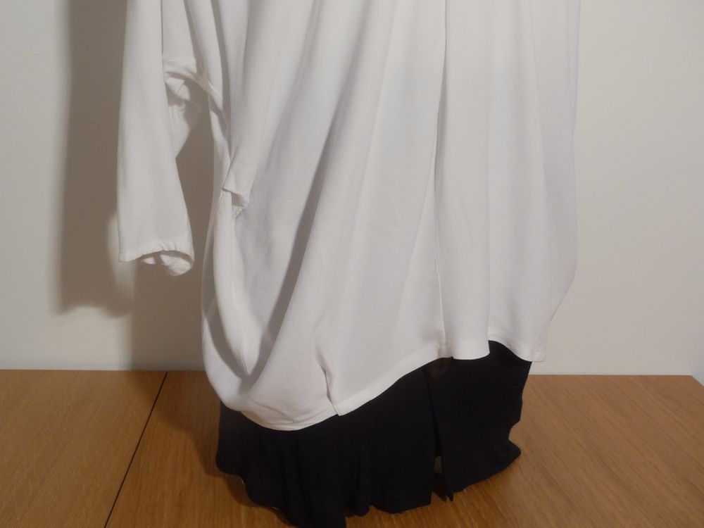 Blouse/ Top en Viscose Blanc &agrave; Manches Longues- Lauren Vidal Vêtements