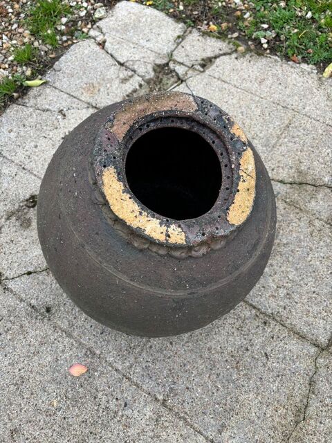 ANCIENNE PONNE TERRE CUITE Loudun (86)