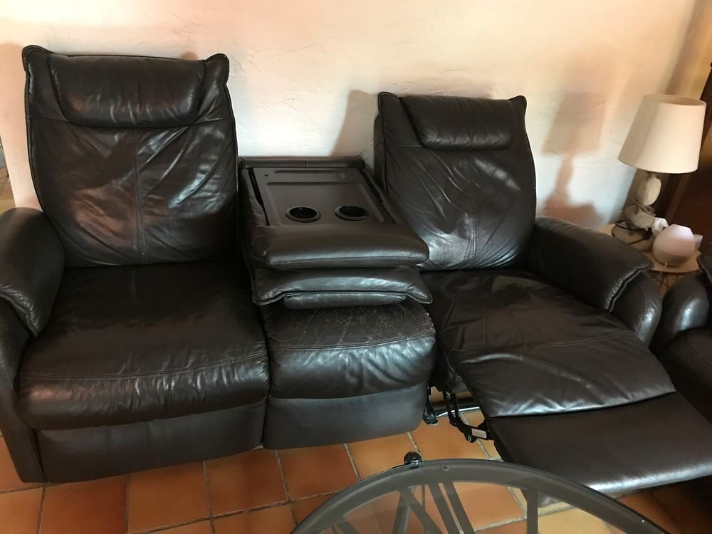 DEUX CANAPES (3placesX2places) Meubles
