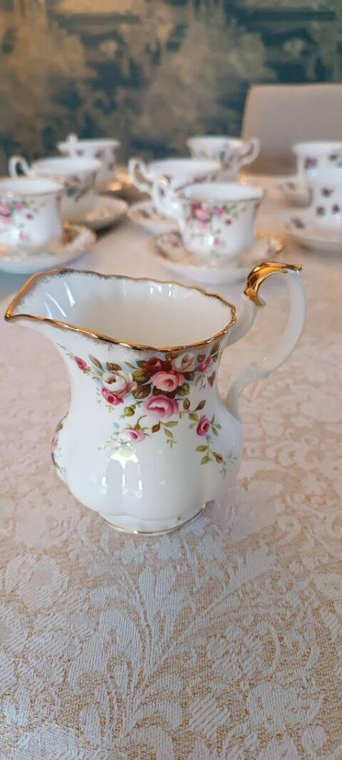 Service �   th� ou caf� porcelaine 150 Viriat (01)