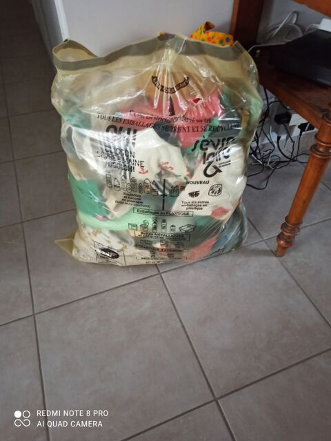 Vtements enfants 10 Gorges (44)