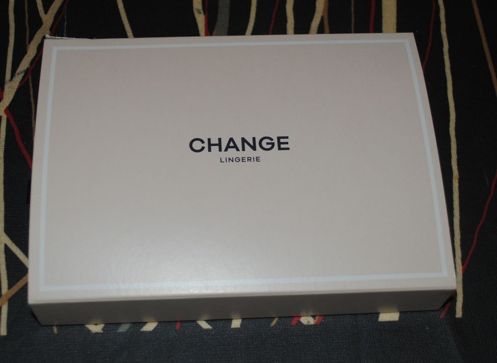 ENSEMBLE SOUS V&Ecirc;TEMENT NEUF CHANGE Lingerie Vêtements