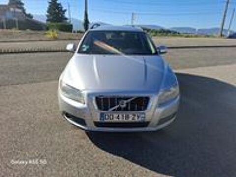 V70 D5 - 185 AWD Momentum 2009 occasion 69320 Feyzin