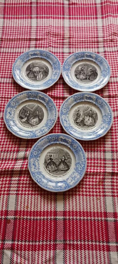 ASSIETTES EN FAIENCE LE MONDE A L'ENVERS POUR COLLECTION . 90 Frvent (62)