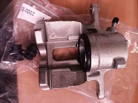 Pi&egrave;ces et &eacute;quipements Voiture Pi&egrave;ces et &eacute;quipements Voiture  occasion La Ricamarie 42150