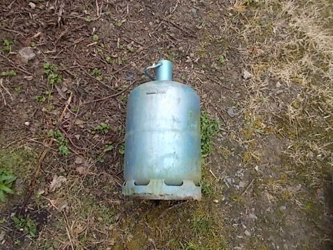 bouteille gaz butane
8 Auvers-le-Hamon (72)