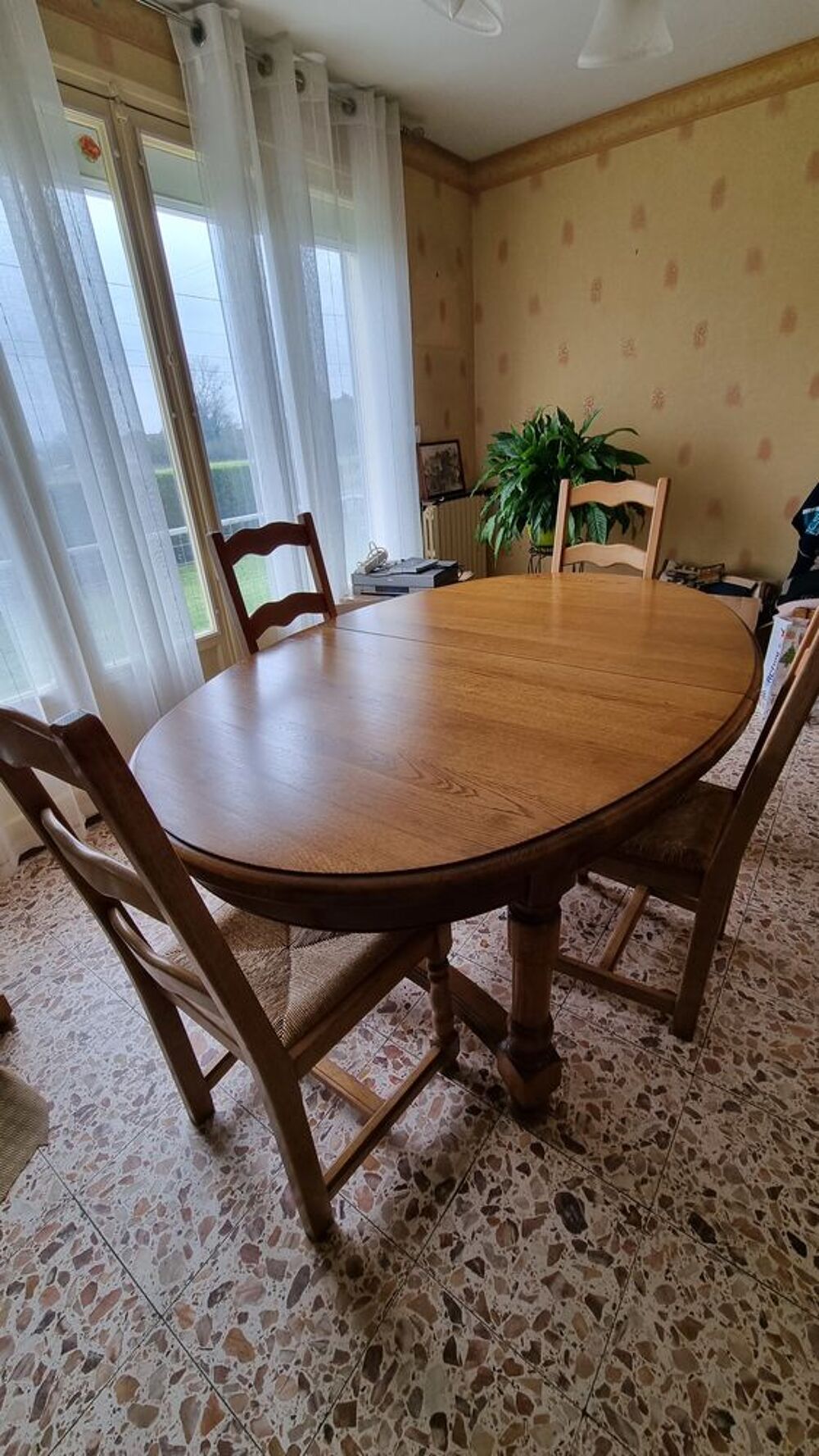 Salle &agrave; manger Meubles