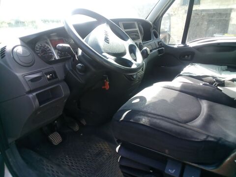 Iveco Daily DAILY 3.0 EEV FGN 35C14/3.0 V12 H2 2011 occasion Chaussin 39120