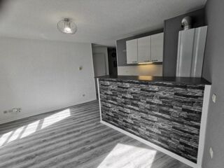  Appartement à louer 2 pièces 37 m²