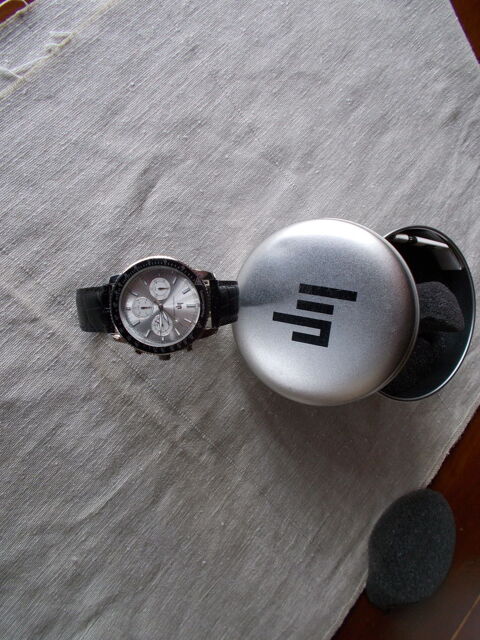 montre LIP 75 Chissey-en-Morvan (71)