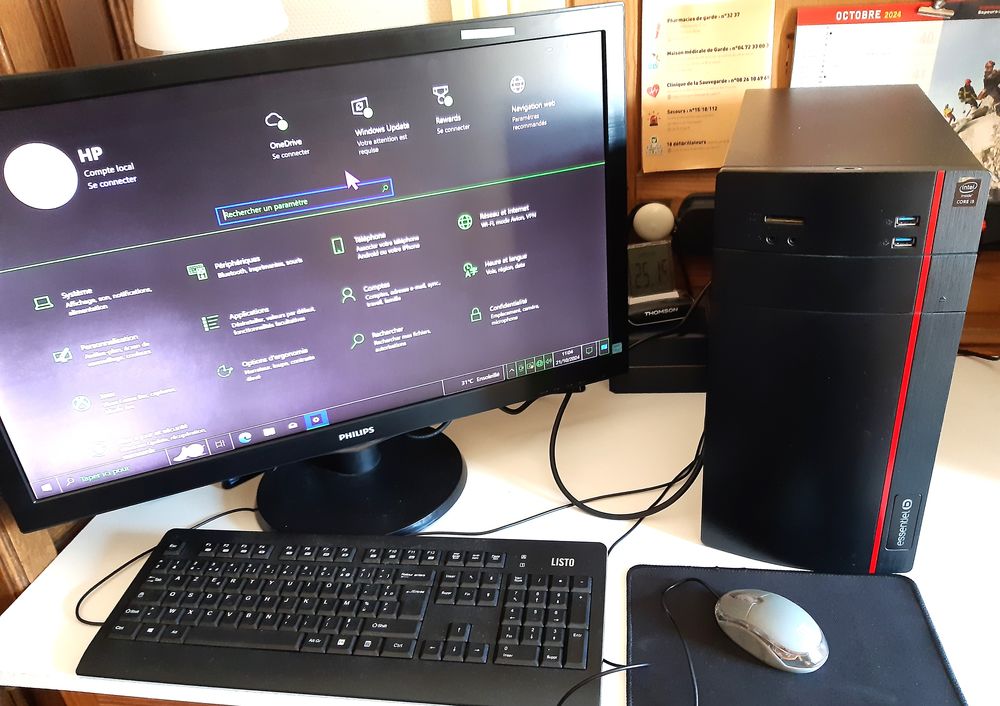 PC + Ecran +clavier + souris +connectique Matériel informatique