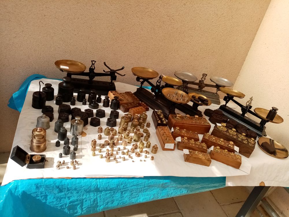 suite &agrave; une fin de collection avec boite de poids laiton 
