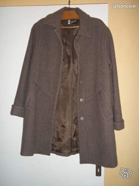 MANTEAU MARRON CLAIR  20 Toulouse (31)