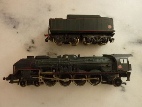 Mod�lisme : locomotive SNCF 241 P7 et tender 70 Tassin-la-Demi-Lune (69)