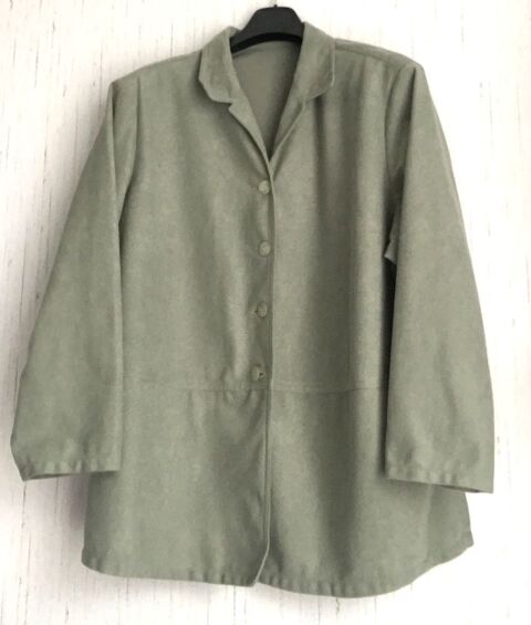 Vêtement femme  taille : 56 Lannion (22)