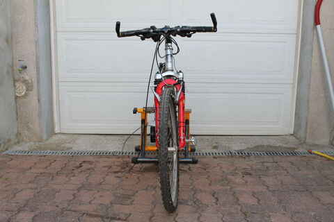 VTT PEUGEOT AVEC  HOME TRAINER 
150 Corbeilles (45)