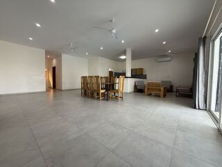  Maison � vendre 5 pi�ces 164 m� Ngaparou, s�n�gal