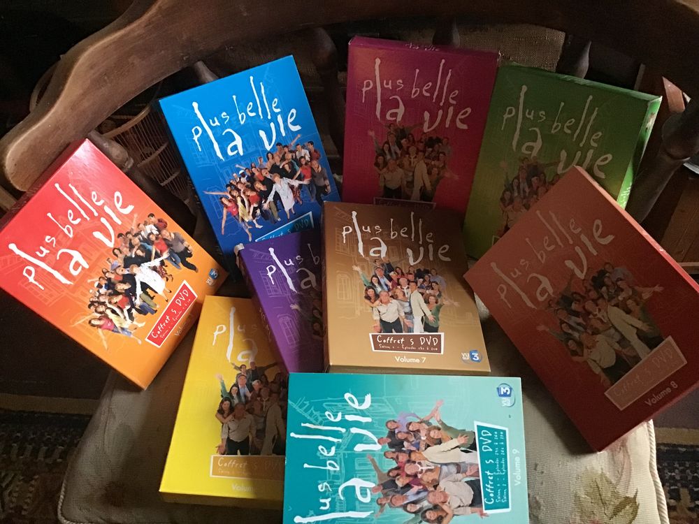 Coffret DVD plus belle la vie. DVD et blu-ray