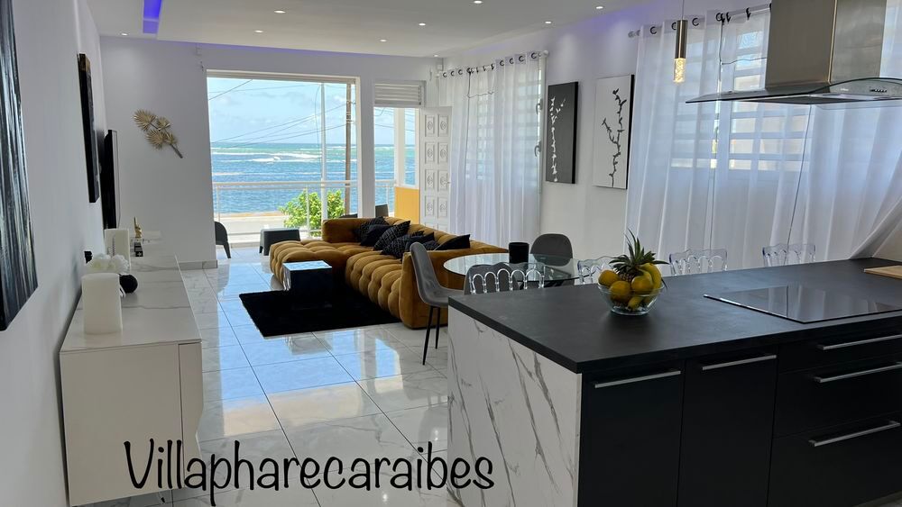 Location Appartement Penthouse T3 Meublé ?  Rooftop + Vue Mer ? Le Moule Le moule