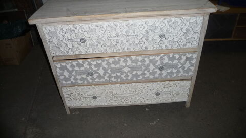 Commode 3 tiroirs en manguier massif sculpt� blanc 200 Trappes (78)