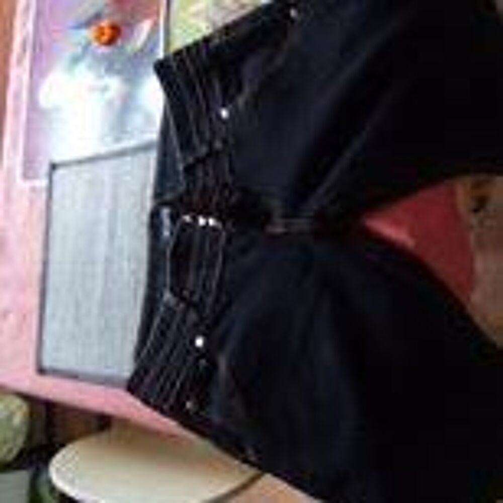 JEANS FEMME NEUVE Vêtements