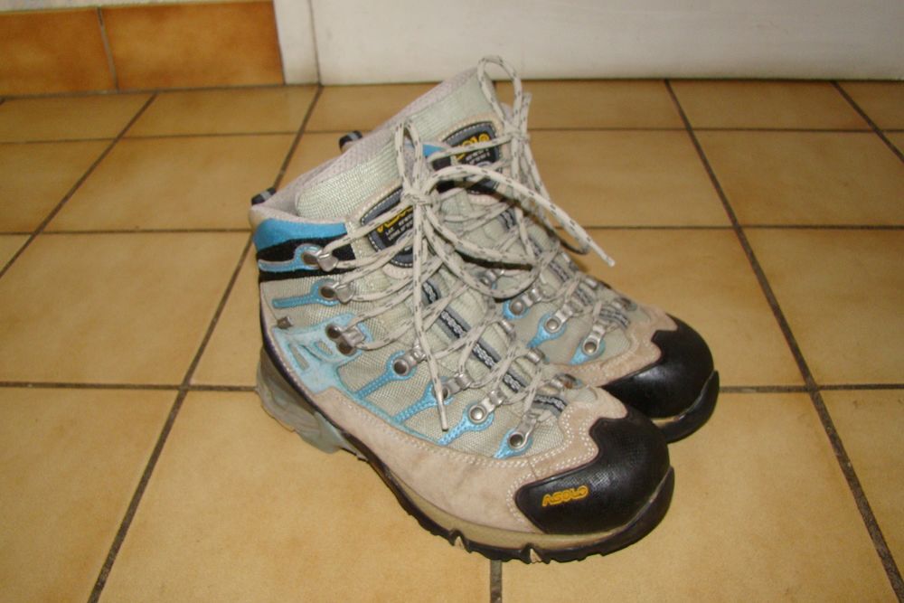Chaussures de randonn&eacute;e ASOLO 37 &frac12; Sports