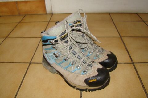 Chaussures de randonnée ASOLO 37 ½ 40 Gargenville (78)
