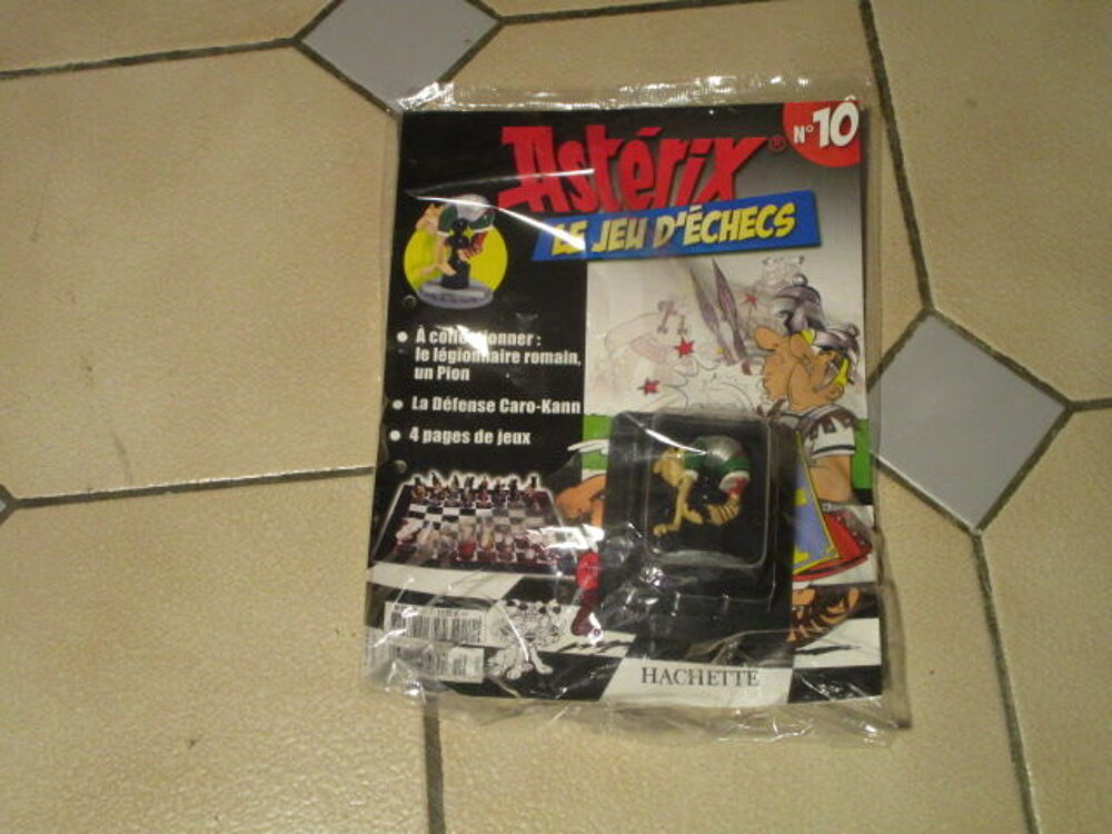 FIGURINE PIECE JEU ECHEC "ASTERIX-OBELIX" 