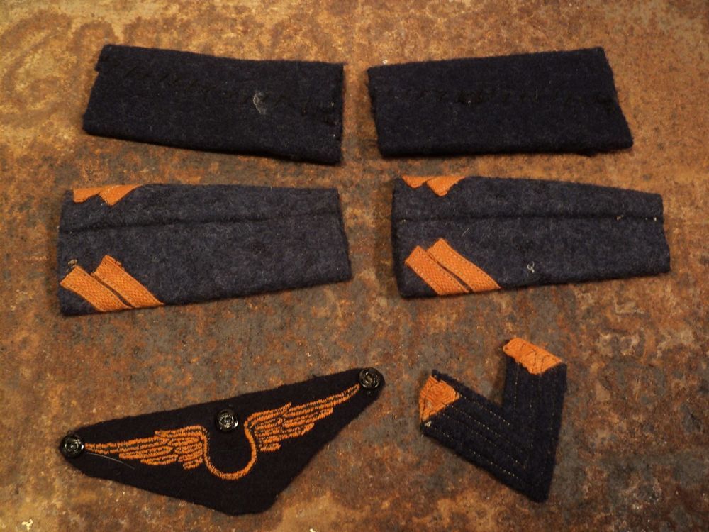 Insignes Militaires Grades Sous-Officier Arm&eacute;e de l'Air. 