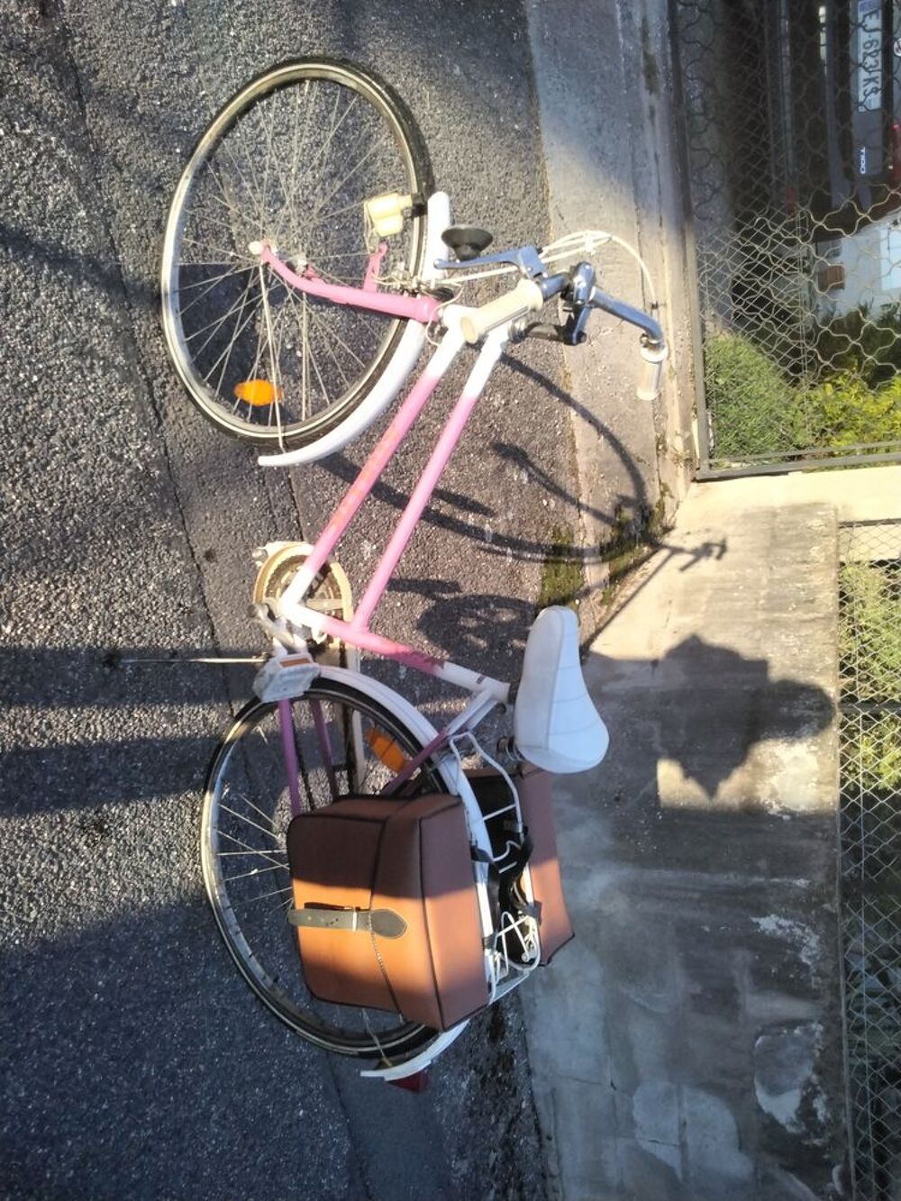 V&eacute;lo femme romet Meubles