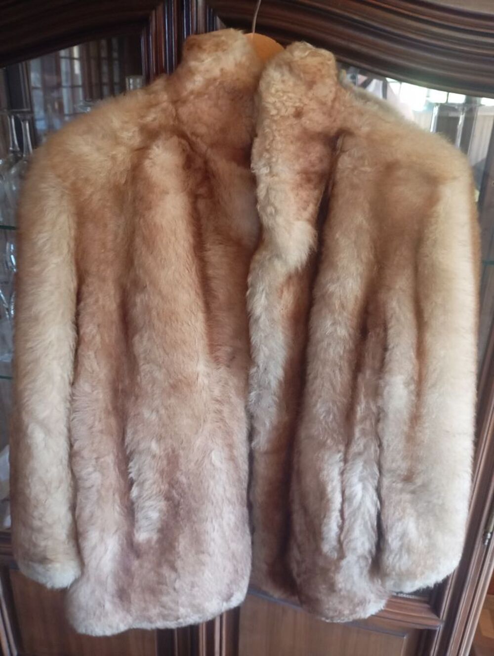 Lot manteaux et vestes fourrure vintage Vêtements