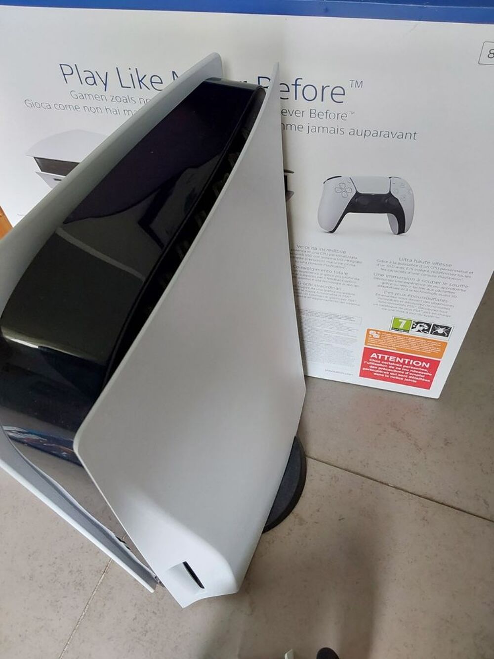 Console PS5 avec Bo&icirc;te + 2 Manettes + Chargeur + 7 Jeux - Pa Consoles et jeux vid�os