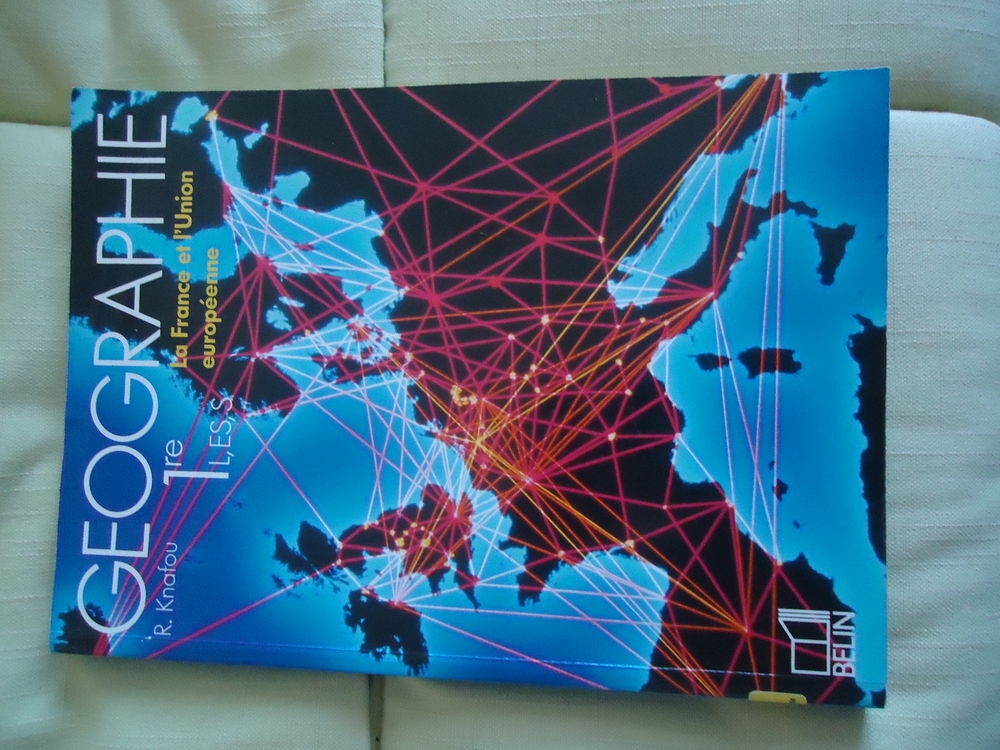 LIVRE ETUDIANT GEO Livres et BD
