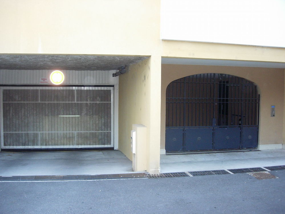 Location Parking/Garage GARAGE en SOUS SOL Châteaurenard