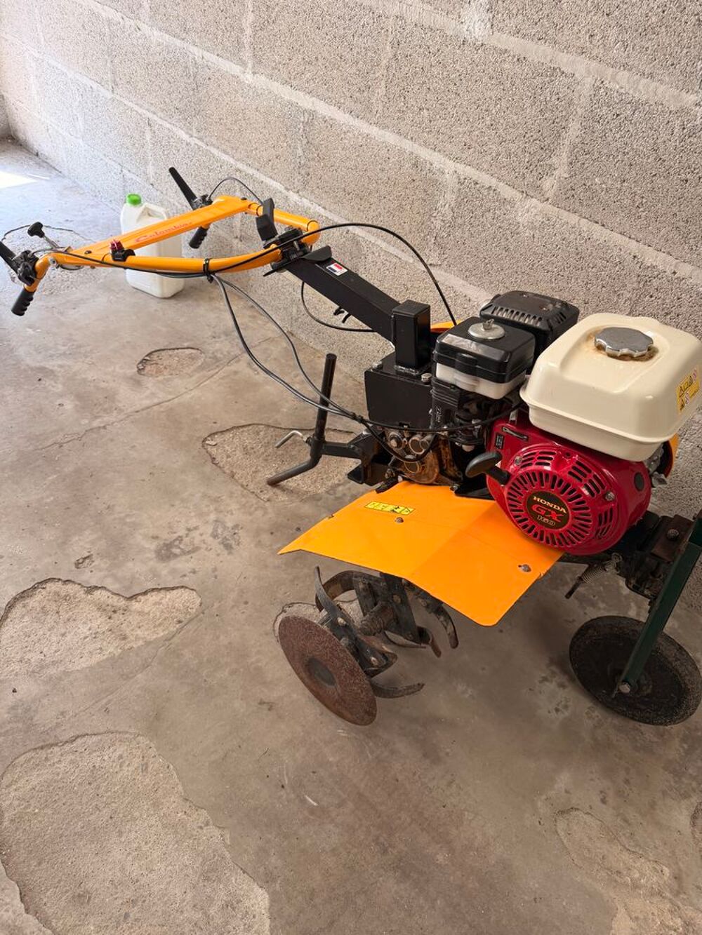 Motobineuse Jardin