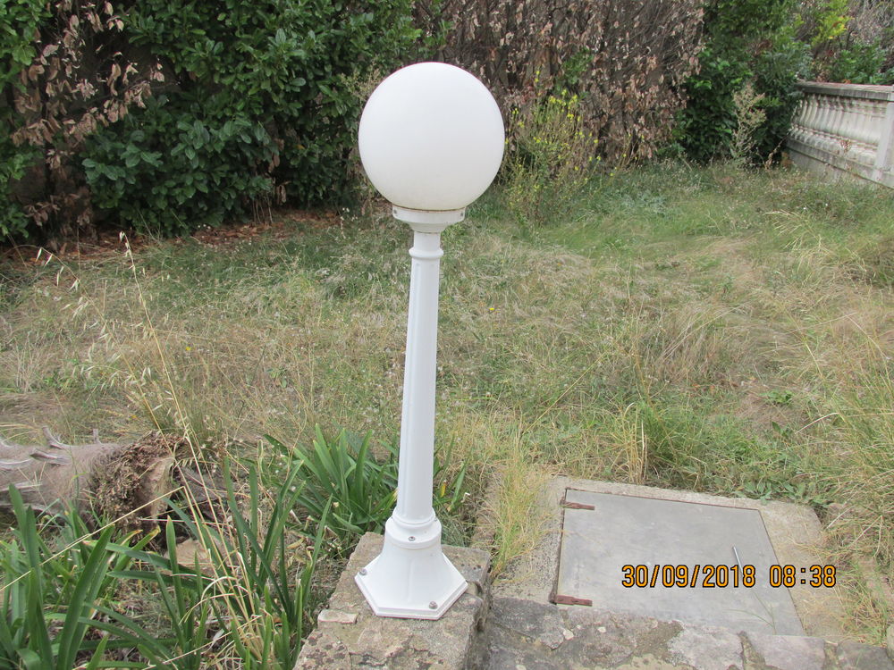 PETIT LAMPADAIRE DE JARDIN ELECTRIQUE Jardin
