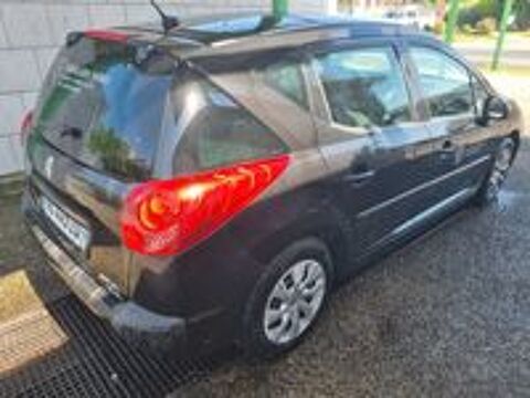 207 SW 1.4 VTi 95ch Active 2009 occasion 13300 Salon-de-Provence