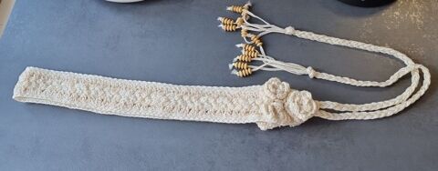 Très jolie ceinture en crochet T 70 cm. Neuve 10 Oullins (69)