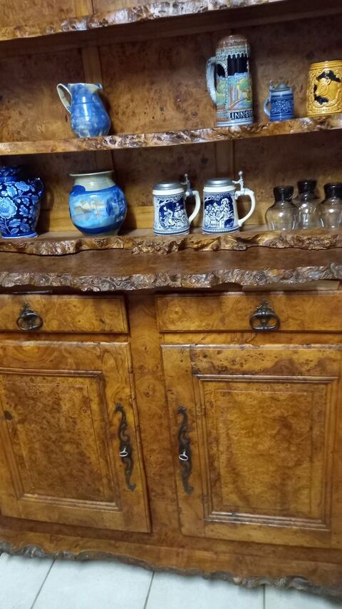 Buffet ancien. 300 Hiesse (16)