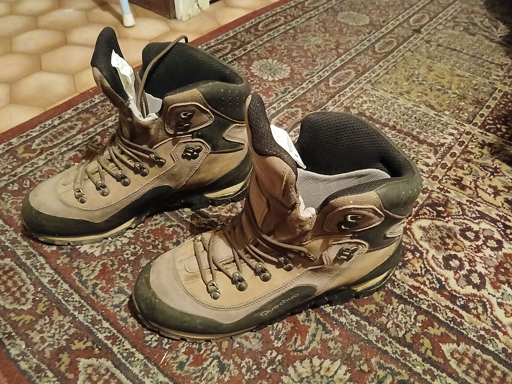 Chaussures trekking/randonn&eacute;e Sports