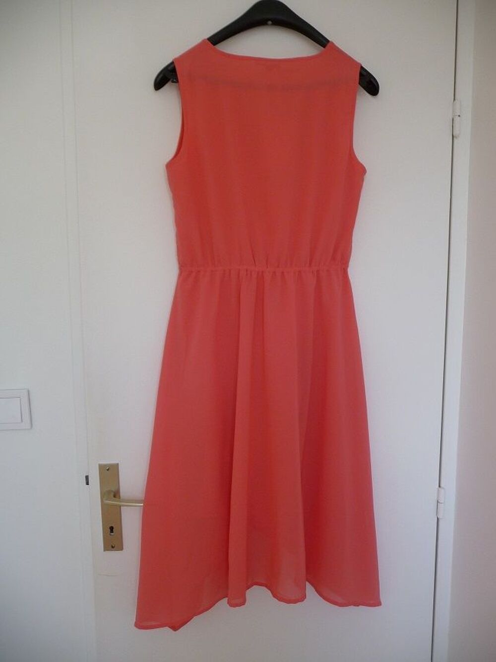 Robe asym&eacute;trique orange corail taille 38 - NEUVE Vêtements