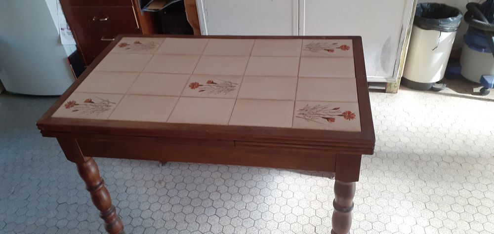 TABLE Meubles