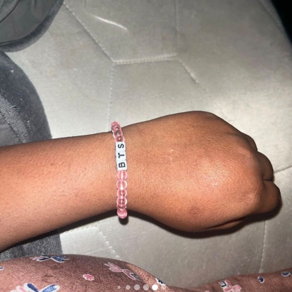 bracelet fait main BTS Jeux / jouets