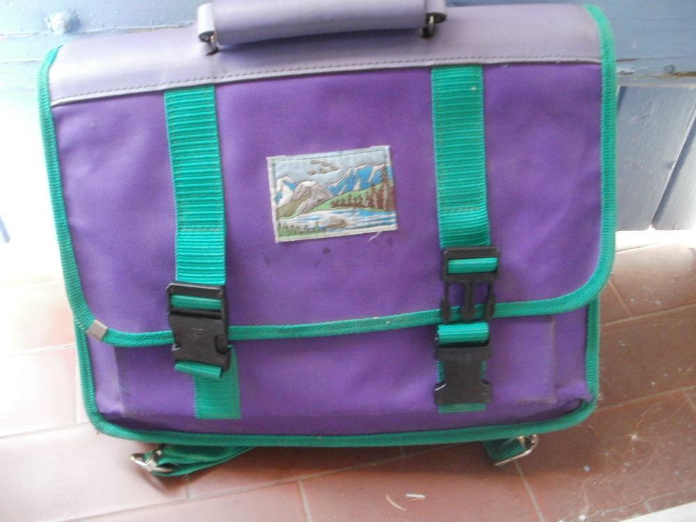 Cartable violet &agrave; 2 compartiments bretelles au dos Maroquinerie