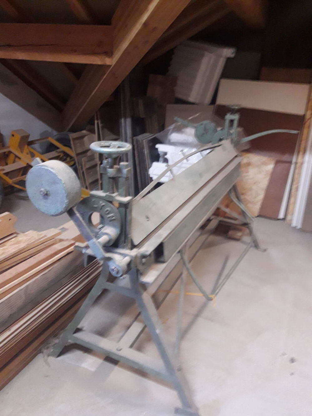 plieuse &agrave; t&ocirc;le de charpente SOUCHON Bricolage