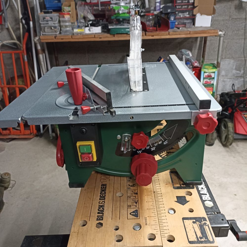 Scie circulaire de table Parkside Bricolage