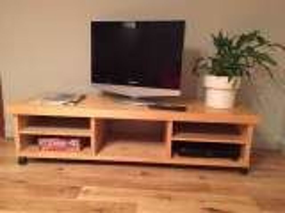 table t&eacute;l&eacute; IKEA Meubles