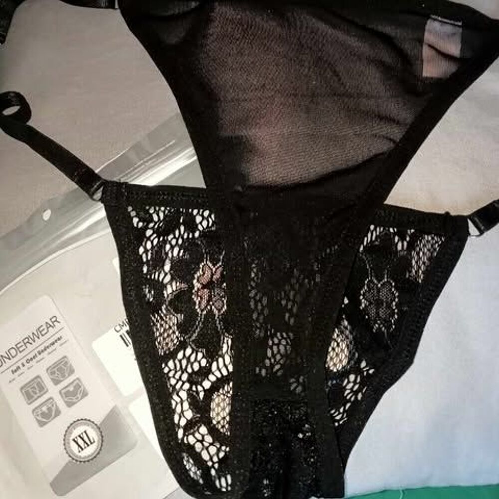 Mini slip sexy &agrave; dentelle florale en taille XXL Vêtements