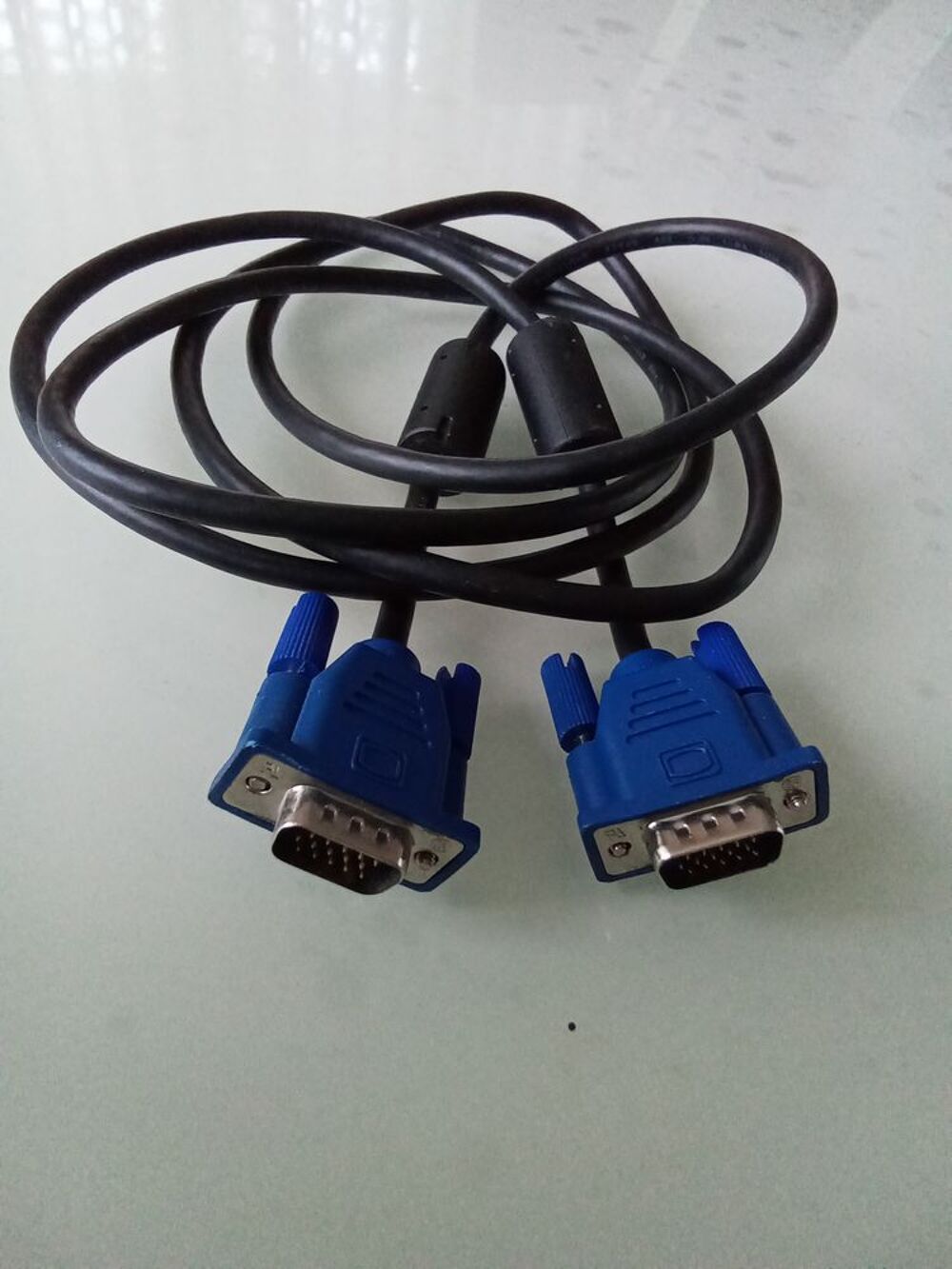 C&acirc;bles Connecteur pour Ecran PC Matériel informatique
