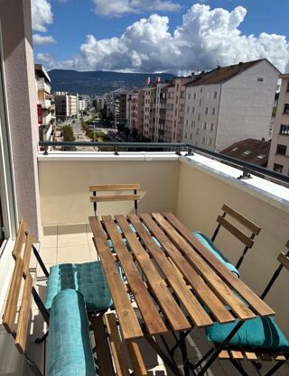  Appartement � louer 3 pi�ces 77 m�